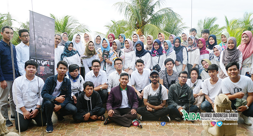 Mahasiswa YARSI Bedah Film ‘Tangguh’