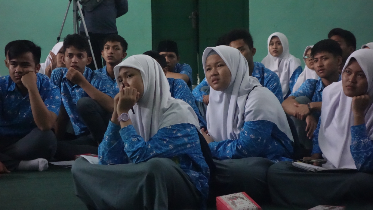 Siswa MAN 2 Serang Terenyuh Mendengan Kisah Korban Aksi Teror, dalam Dialog Interaktif Bersama Menjadi Generasi Tangguh