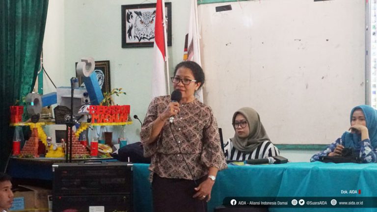 Menyembuhkan Luka Batin Anak Korban Bom